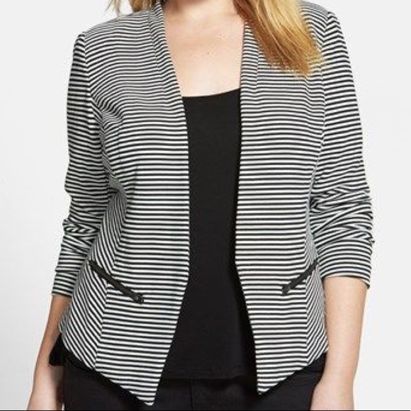 Sejour Jackets & Blazers - Like New Sejour Black & White Striped Blazer 16W